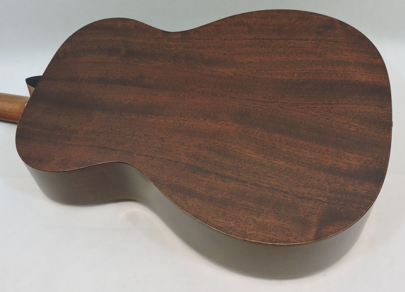 Martin Road Series Retro 000-10E,