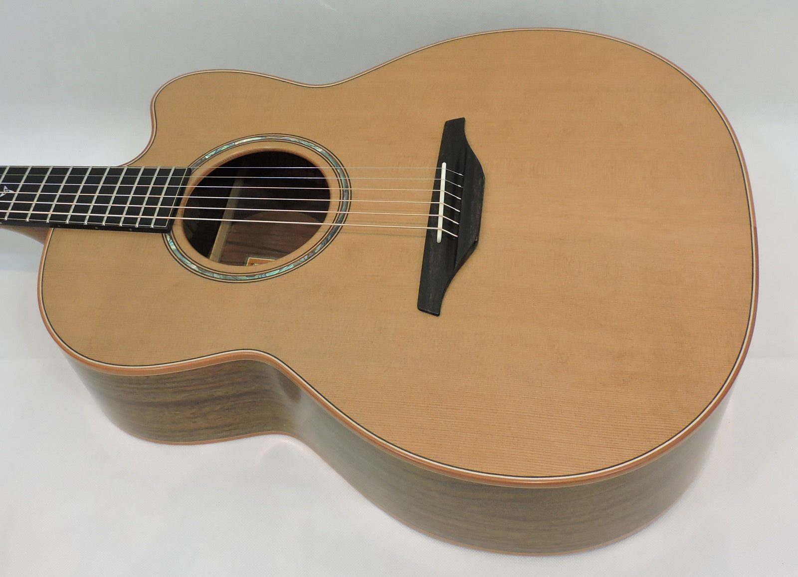 McIlroy A25c Hand Made Acoustic