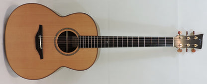McIlroy AG25 Handmade Acoustic Guitar