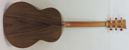 McIlroy AG25 Handmade Acoustic Guitar