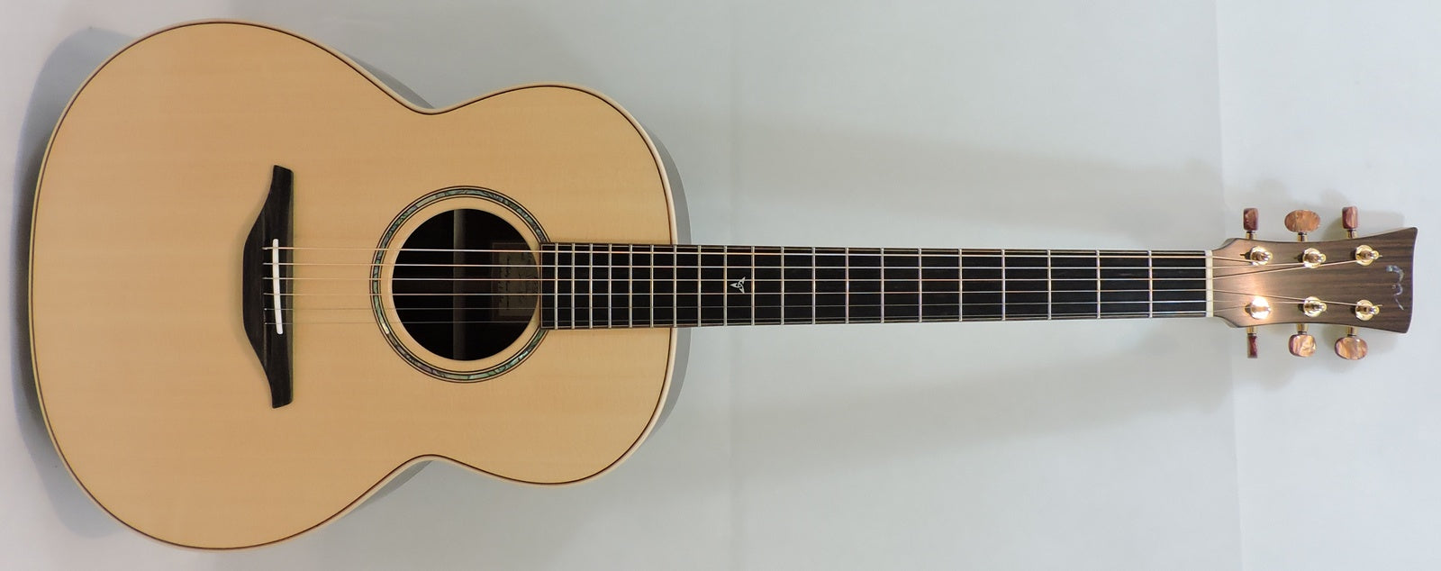 McIlroy AG30 Hand Made Acoustic Guitar