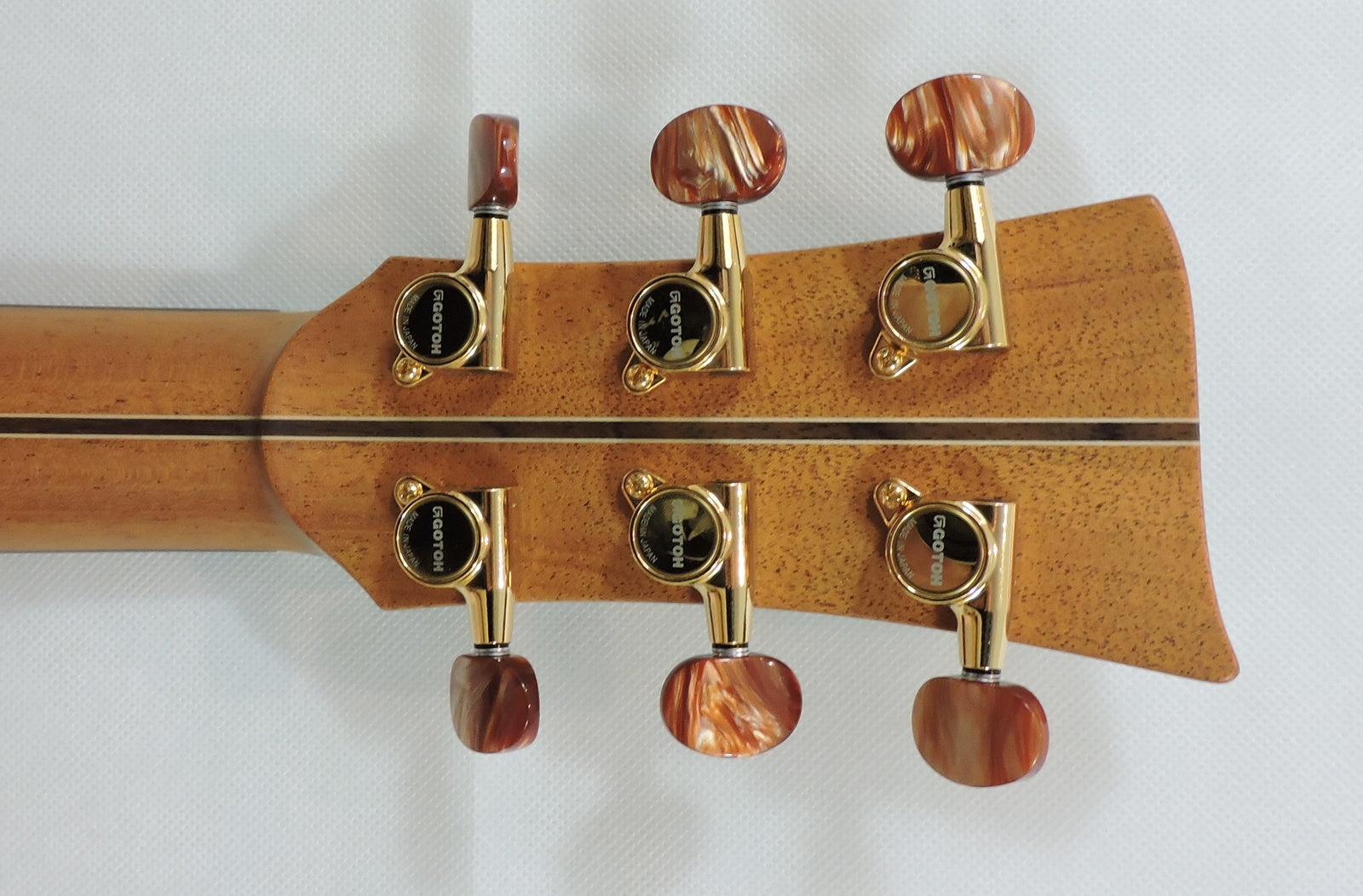 McIlroy AG30 Hand Made Acoustic Guitar