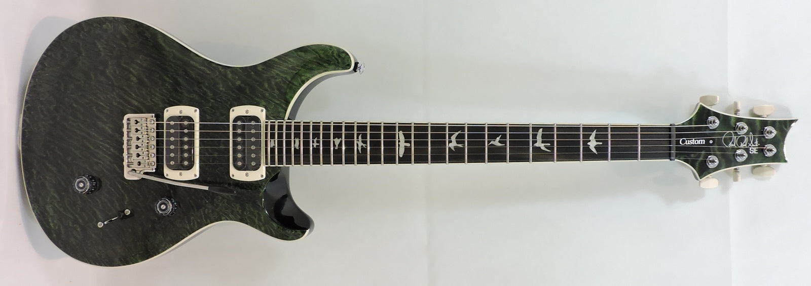 PRS SE Custom 24 Teal Black Quilt 2026 Model – Langley Guitar Centre