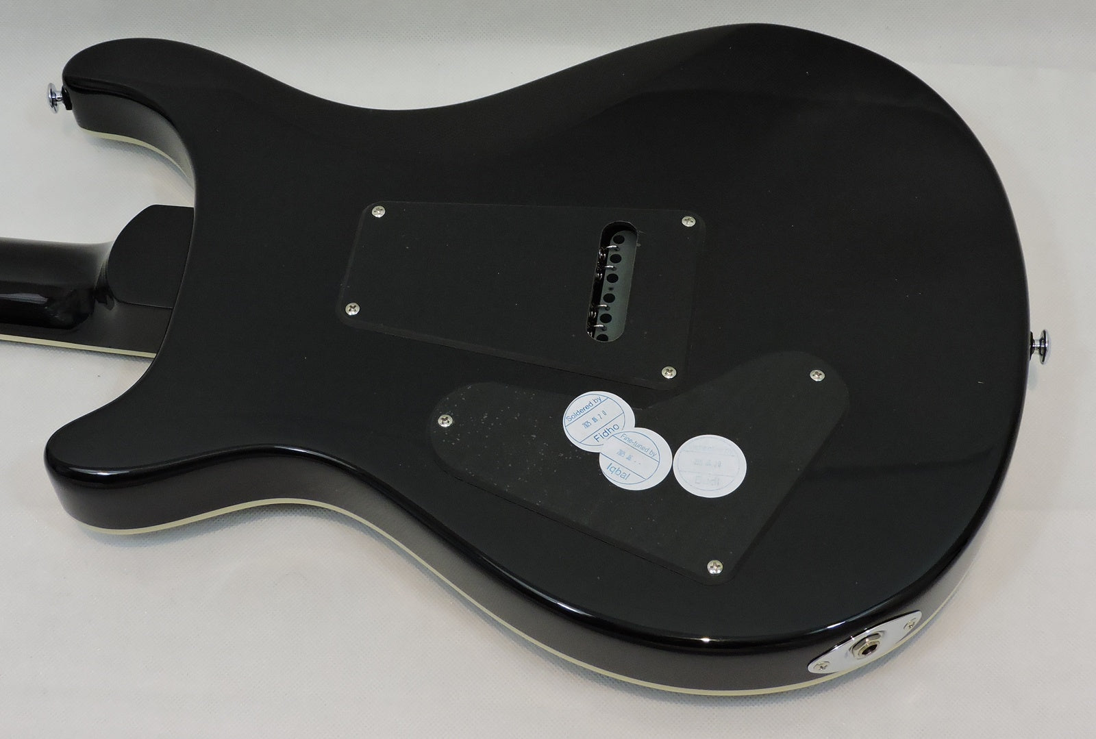 PRS SE Custom 24 Teal Black Quilt 2026 Model – Langley Guitar Centre