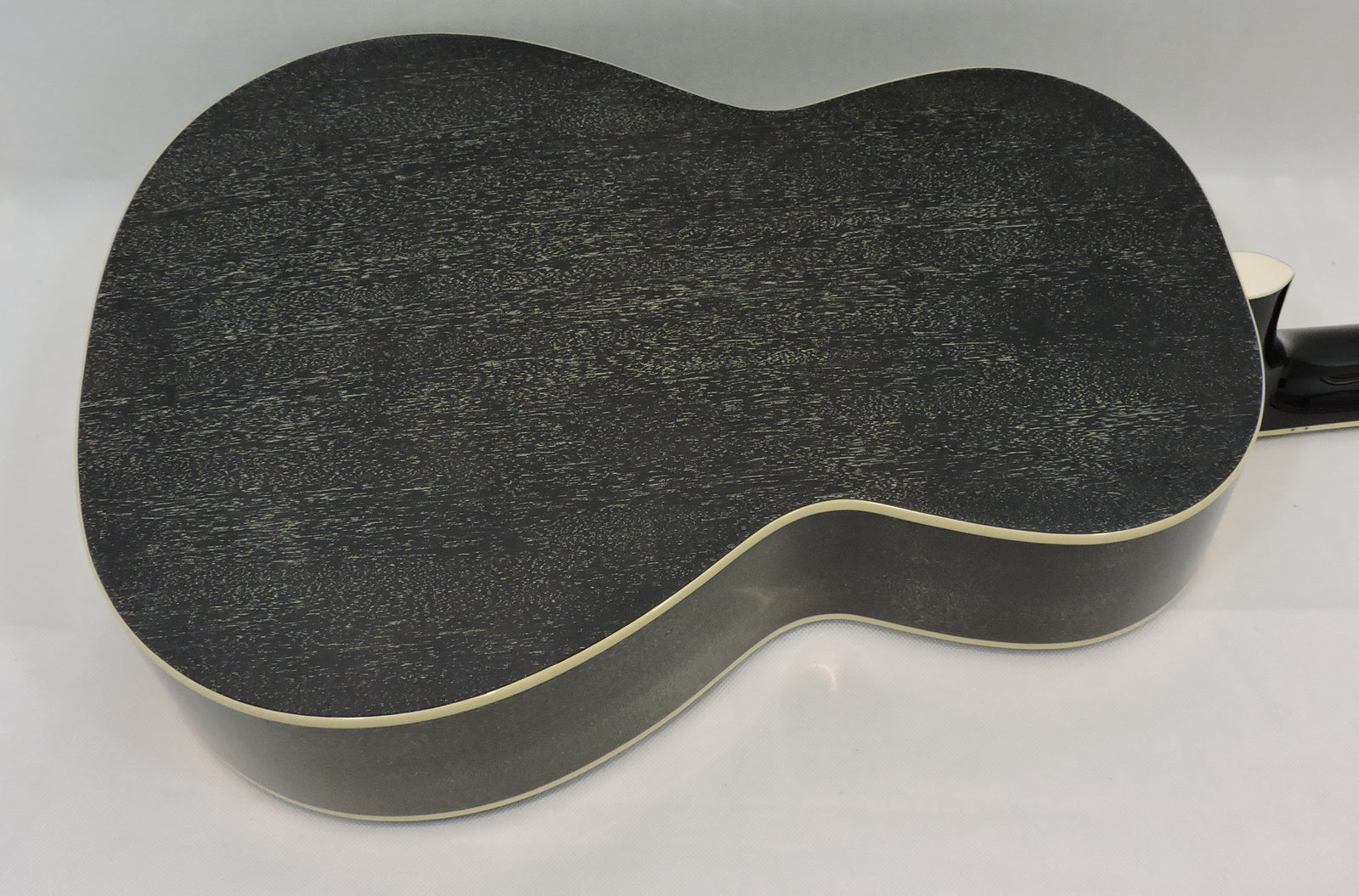 PRS SE P20E Parlour. Limited Edition Gloss Black Top with Dog Hair Back & Sides