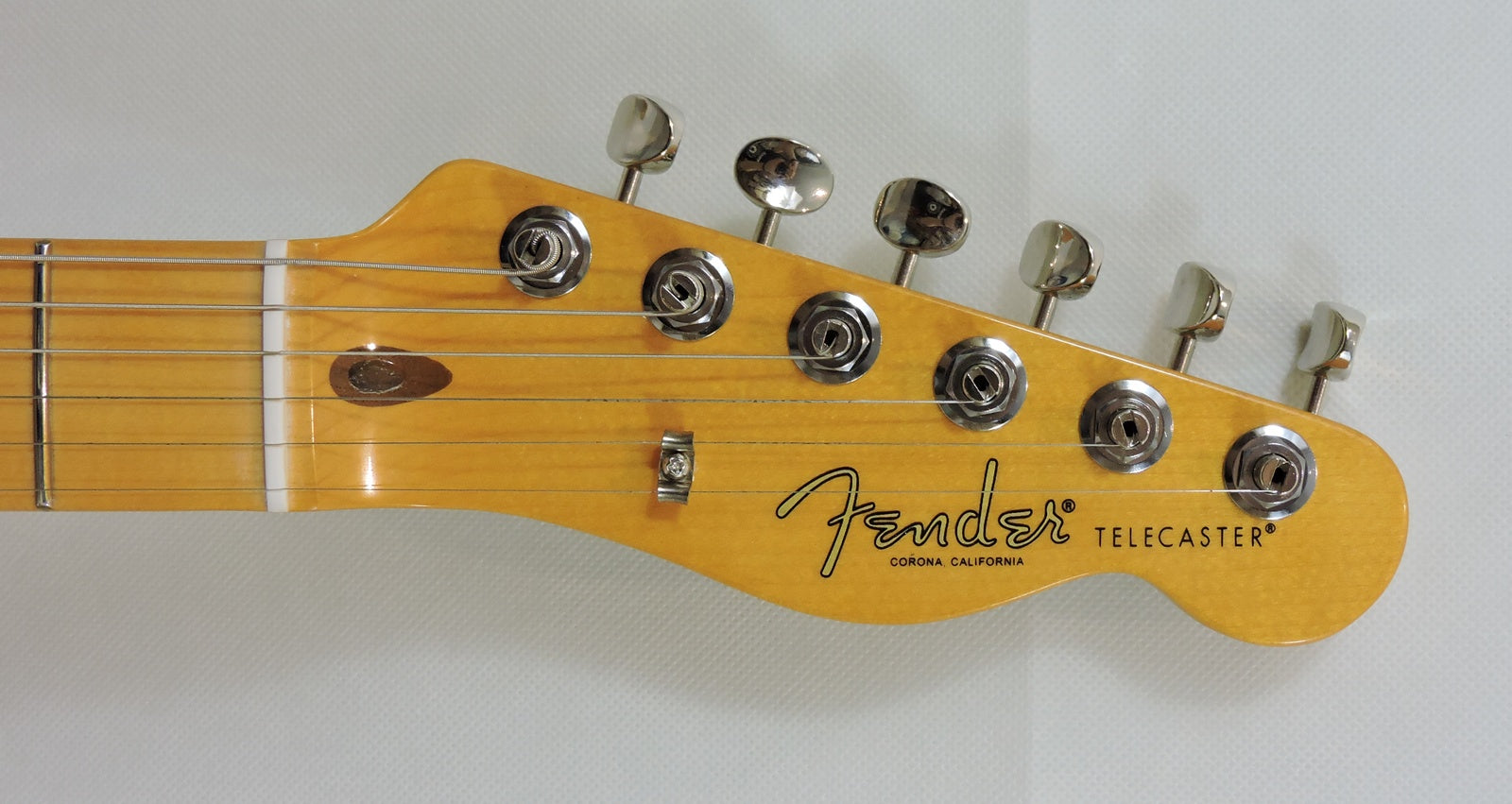 Fender American Professional Classic Telecaster Butterscotch Blonde