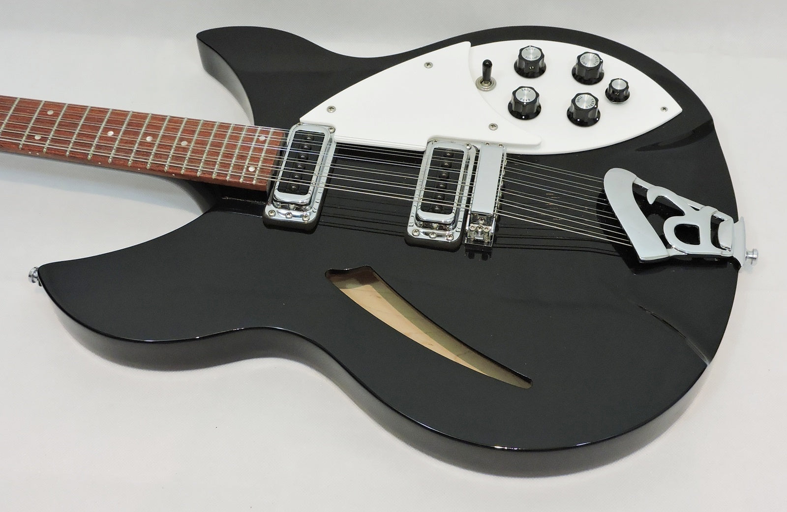 Rickenbacker 330/12 Jetglo - Used