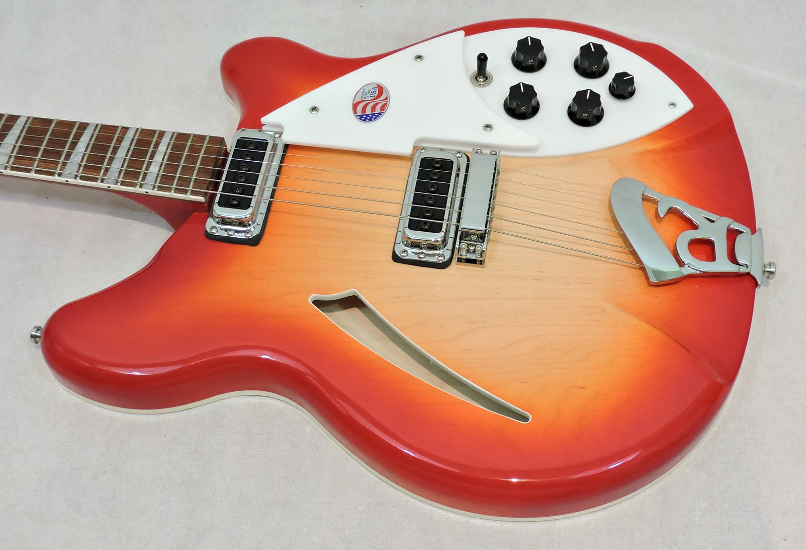 Rickenbacker 360. Fireglo – Langley Guitar Centre