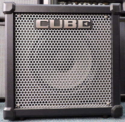 Roland Cube 40GX - Used