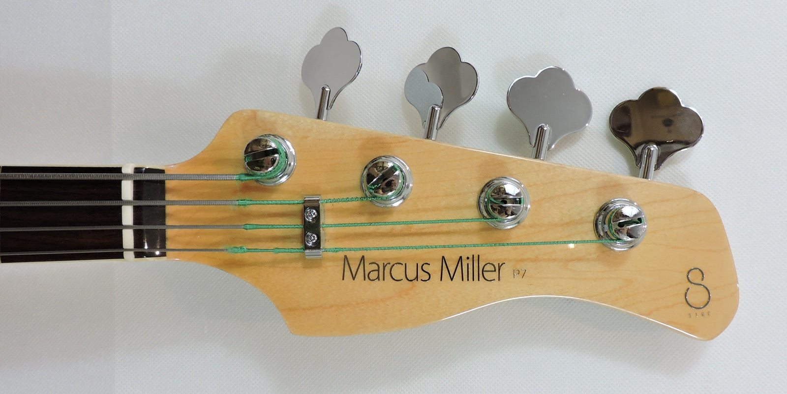 Sire P7 Fretless 4-String Bass- Used