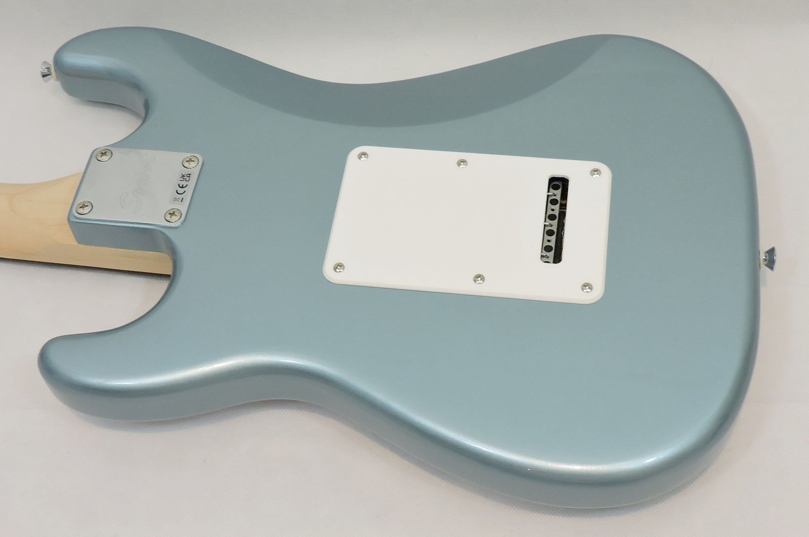 Squier Affinity Stratocaster Junior HSS, Ice Blue Metallic
