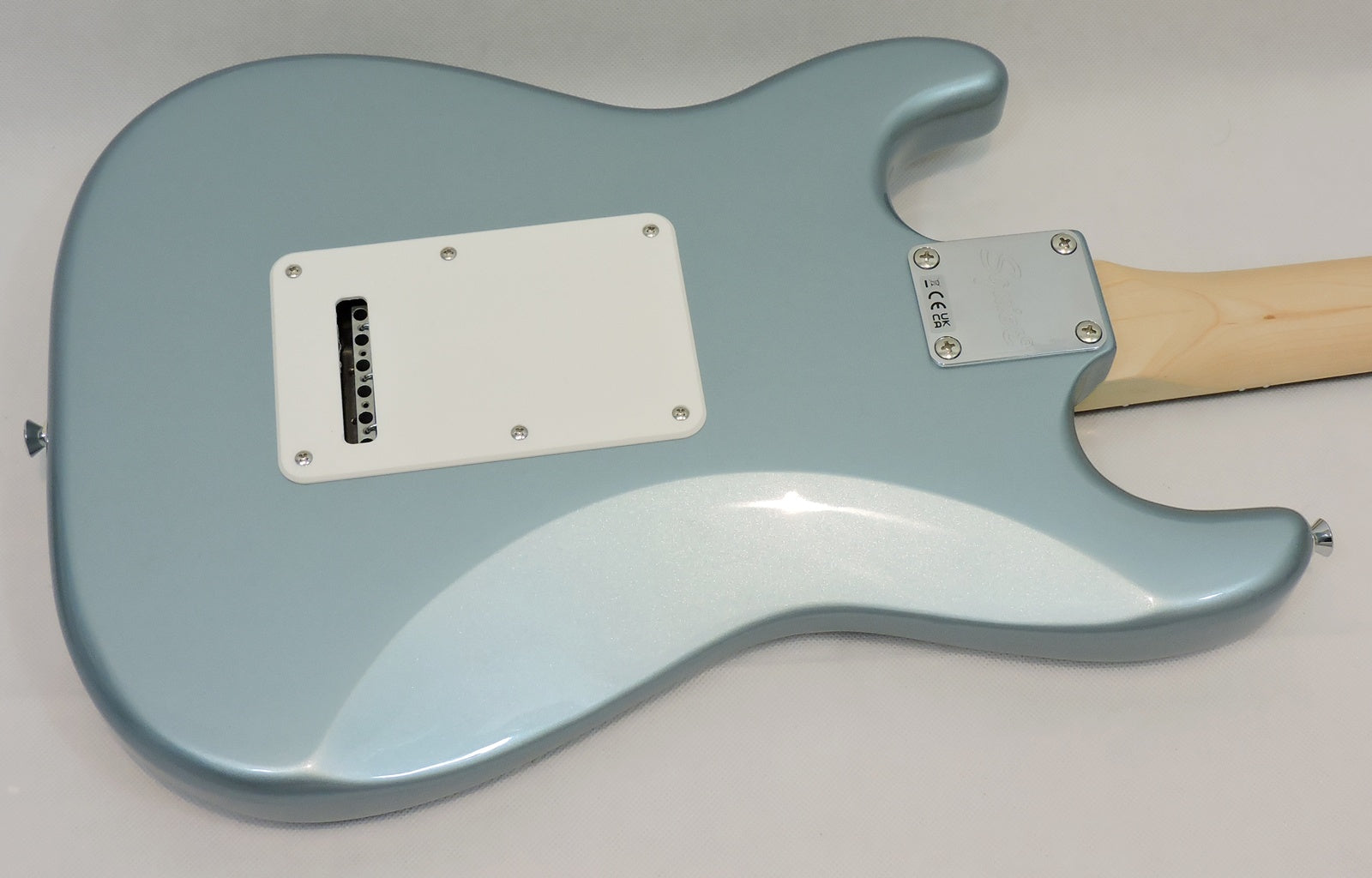 Squier Affinity Stratocaster Junior HSS, Ice Blue Metallic