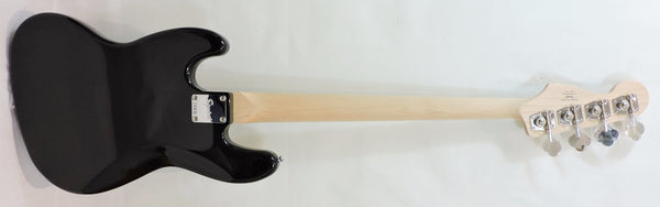 Squier Affinity Series™ Jazz Bass®. Black. Maple Neck