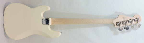 Squier Affinity Series™ Precision BASS® PJ. Olympic White