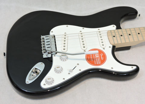 Squier Affinity Series™ Stratocaster. Black. Maple neck