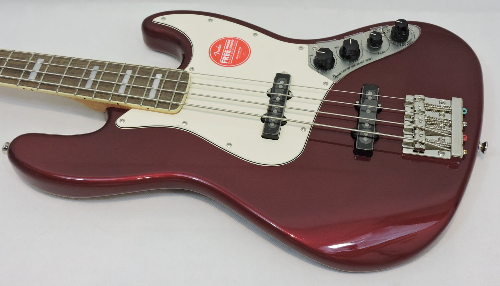 Squier FSR Classic Vibe™ Active '70s Jazz Bass®, Candy Apple Red