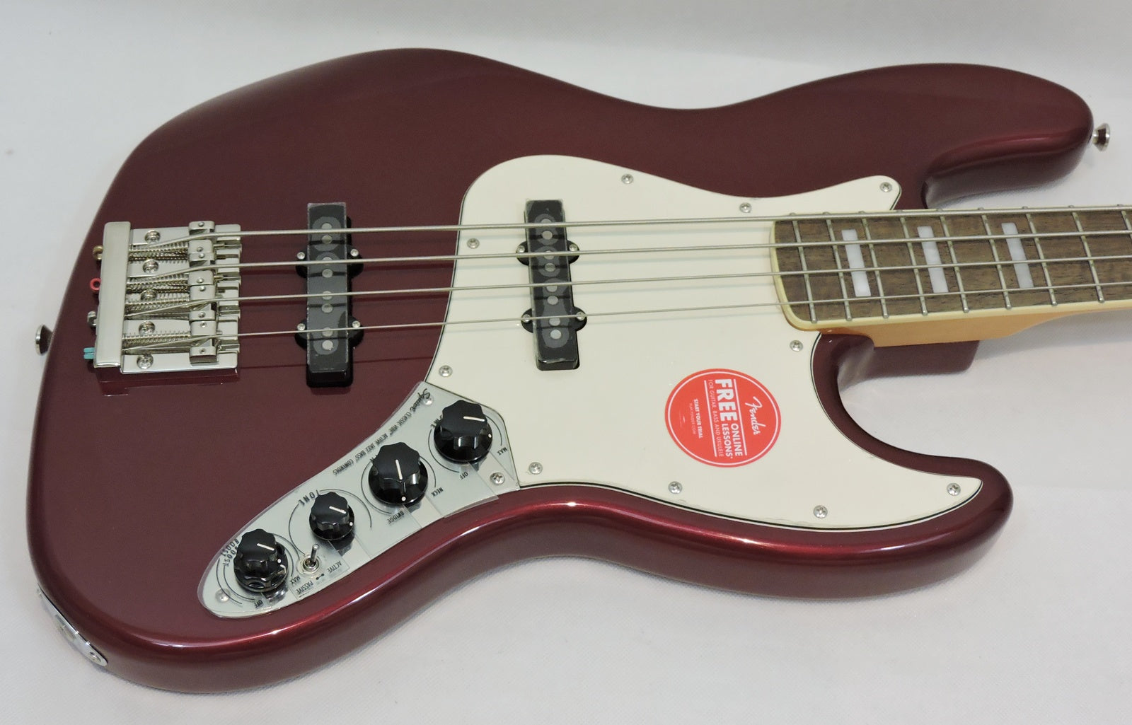 Squier FSR Classic Vibe™ Active '70s Jazz Bass®, Candy Apple Red