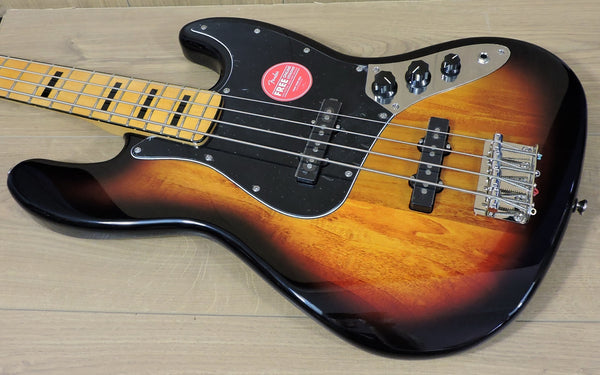 Squier Classic Vibe '70s Jazz Bass®. 3-Tone Sunburst