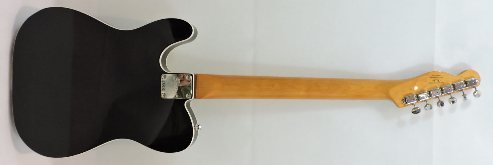 Squier Classic Vibe™ Custom Telecaster® SH with Bigsby, Black