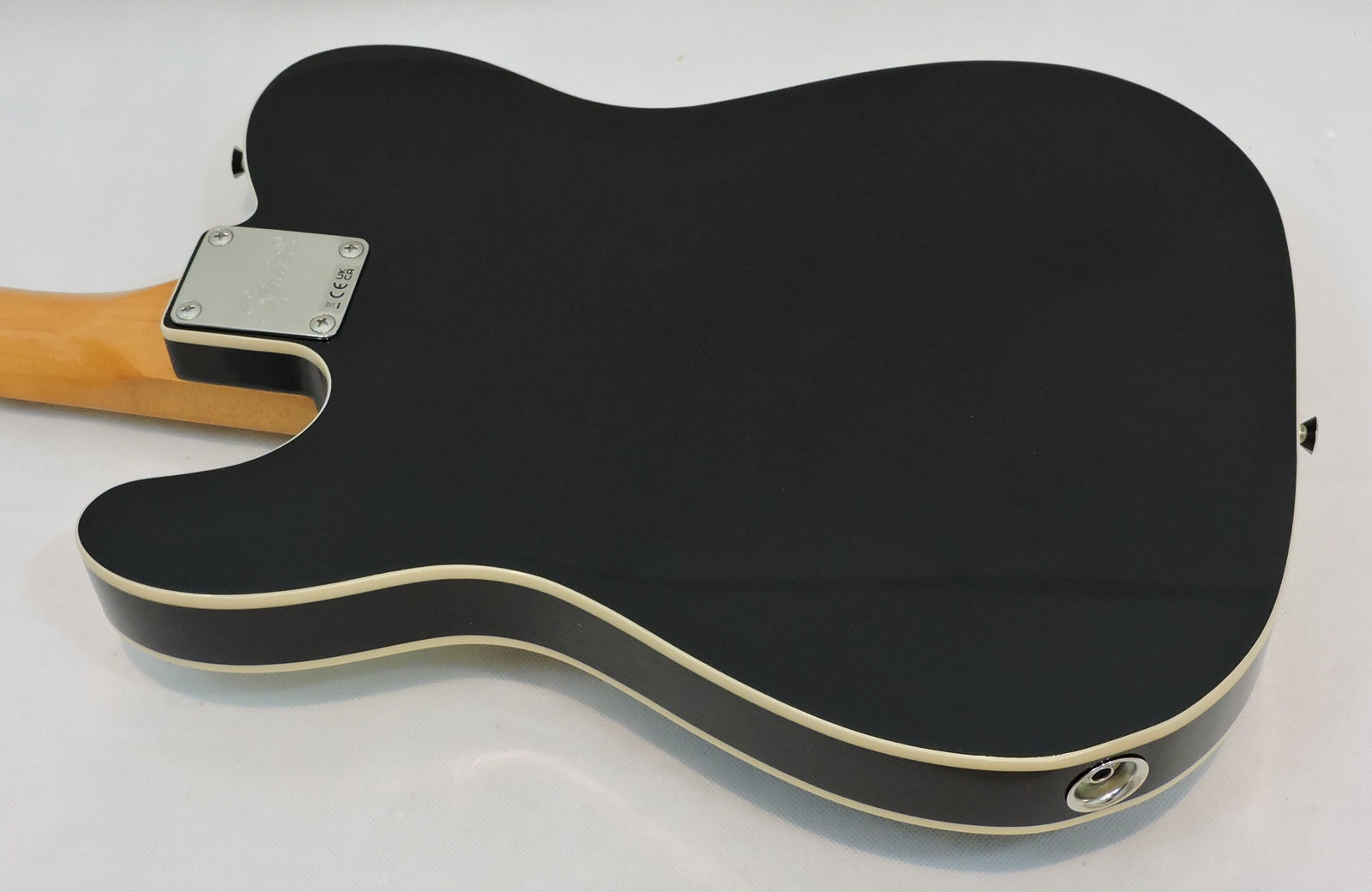 Squier Classic Vibe™ Custom Telecaster® SH with Bigsby, Black