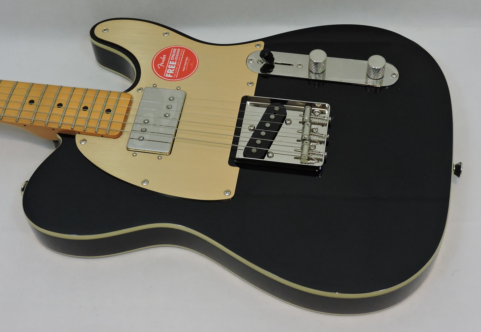 Squier FSR Classic Vibe™ 60s Custom Telecaster, Black