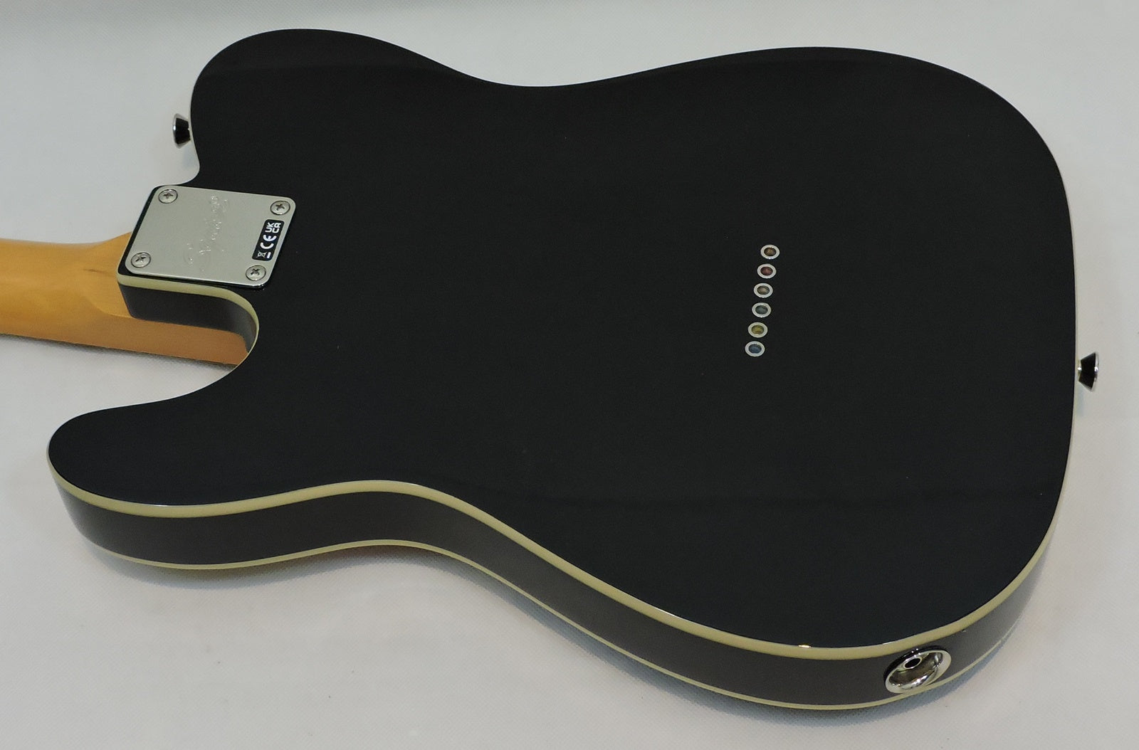 Squier FSR Classic Vibe™ 60s Custom Telecaster, Black