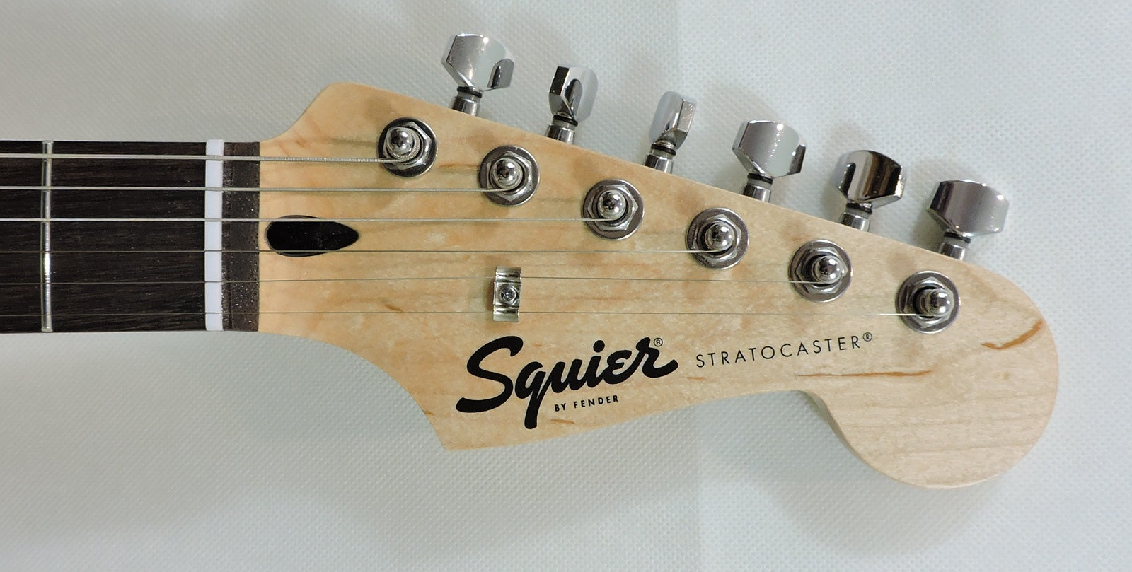 Squier Sonic Stratocaster, Sienna Sunburst