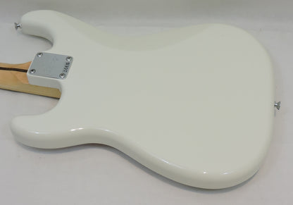 Squier Sonic™ Stratocaster® HT. Arctic White MN