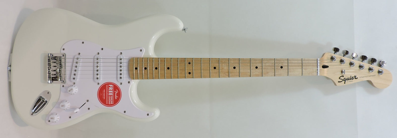 Squier Sonic™ Stratocaster® HT. Arctic White MN