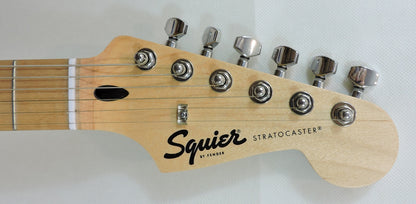 Squier Sonic™ Stratocaster® HT. Arctic White MN