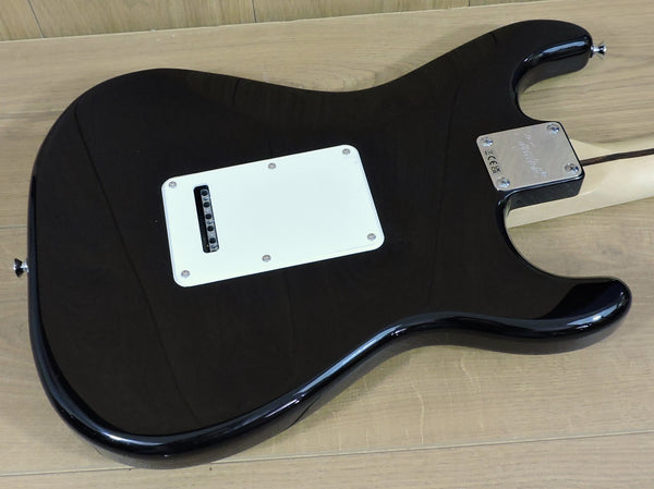 Squier Sonic™ Stratocaster® Left-Handed, Black MN