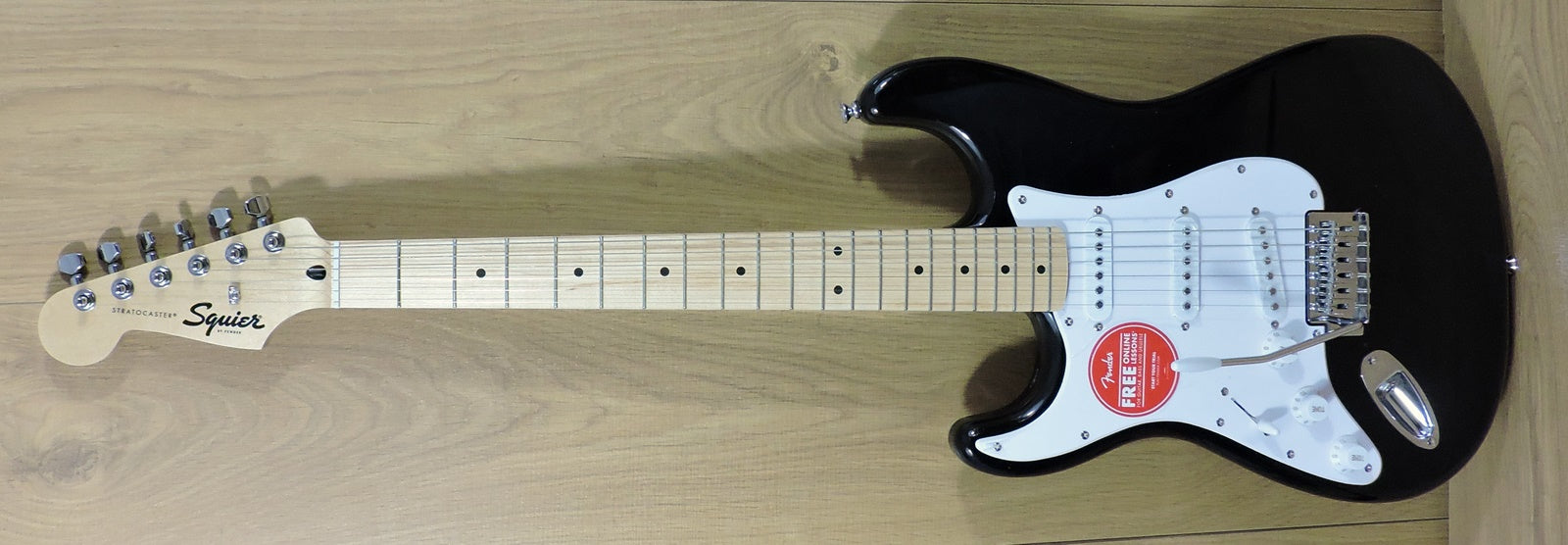 Squier Sonic™ Stratocaster® Left-Handed, Black MN