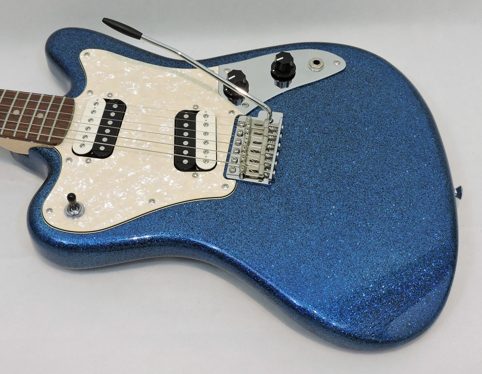 Squier Paranormal Super-sonic Blue Sparkle - Used