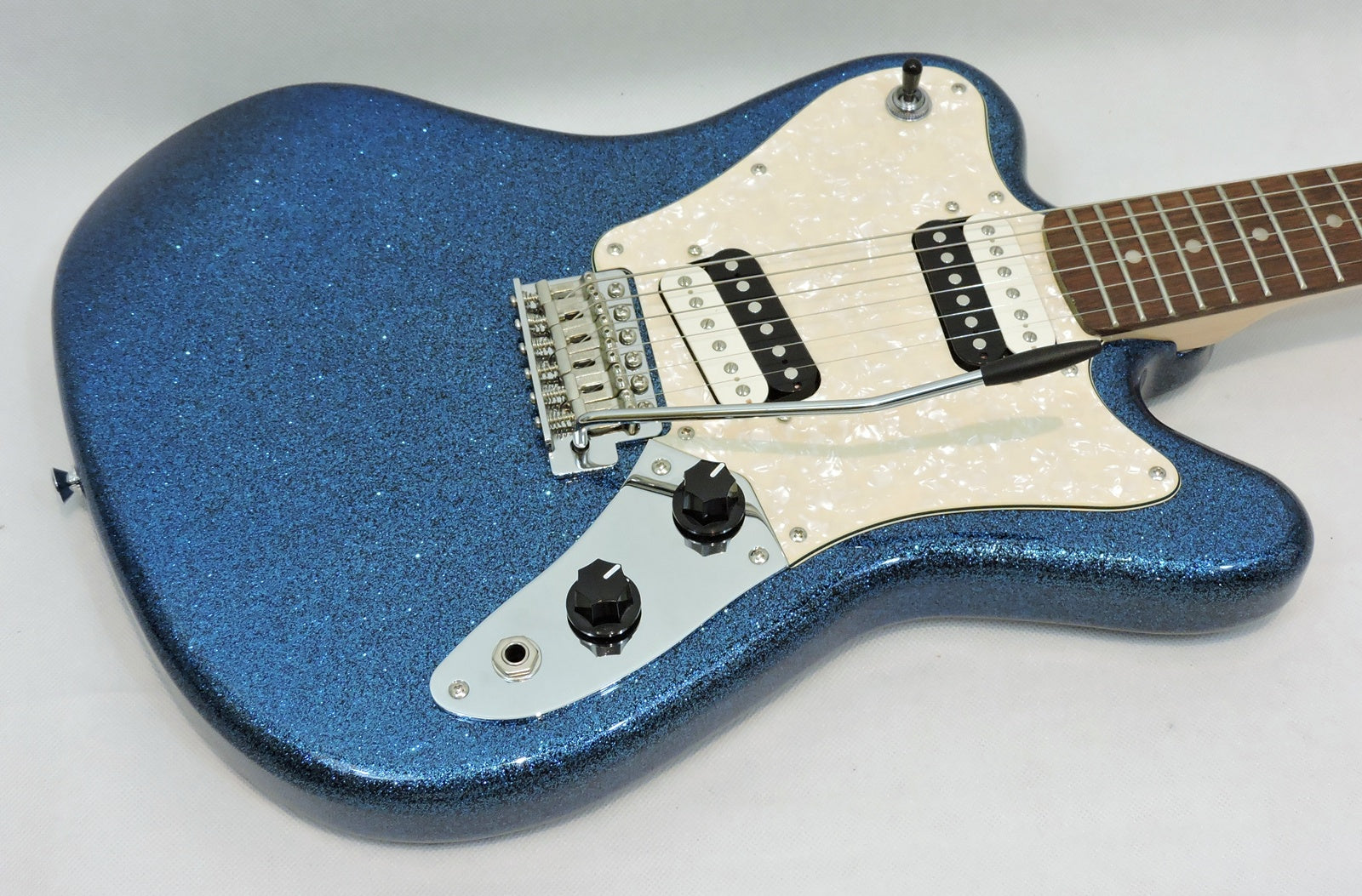 Squier Paranormal Super-sonic Blue Sparkle - Used