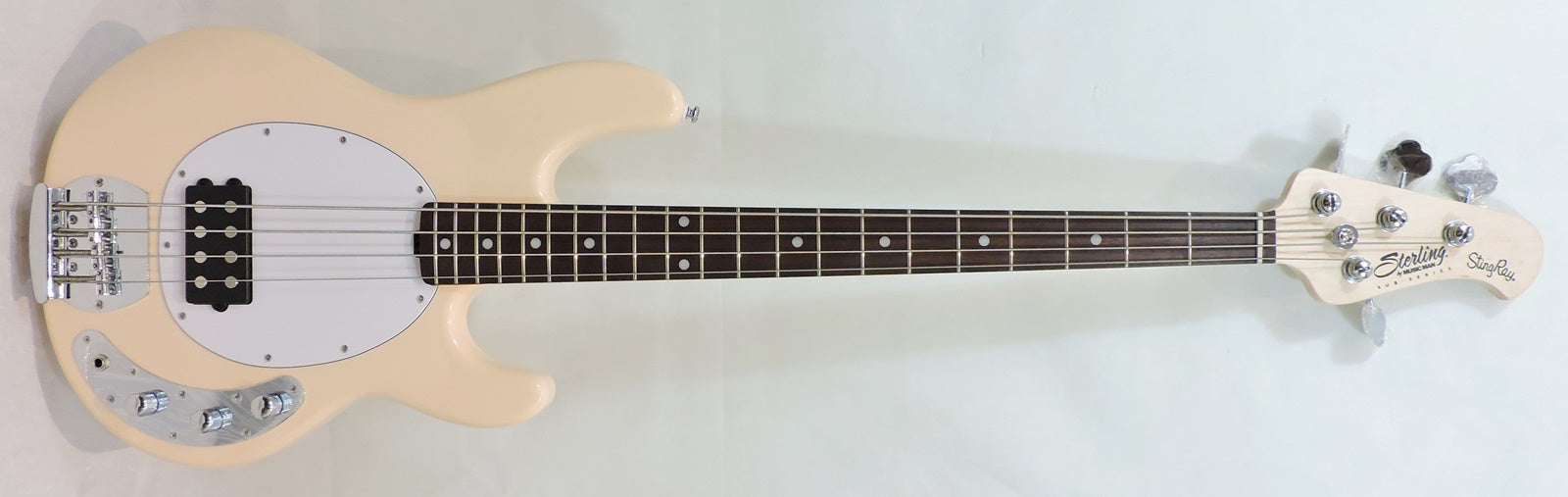 Sterling by MusicMan Sub Ray 4 Bass. Vintage Cream.
