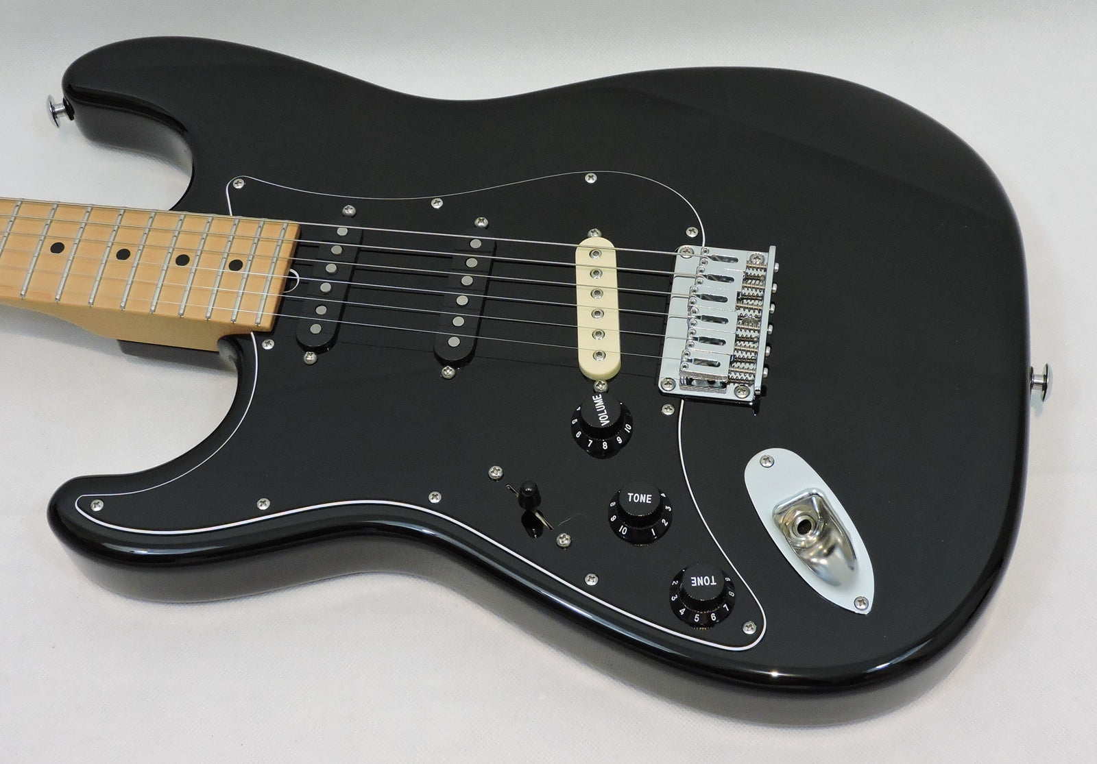 Suhr Classic Chambered Hardtail Lefty - Used