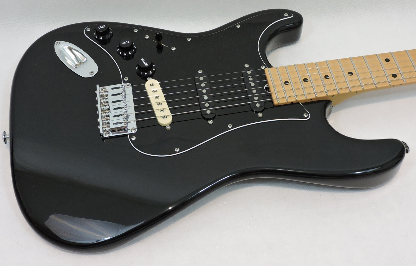 Suhr Classic Chambered Hardtail Lefty - Used