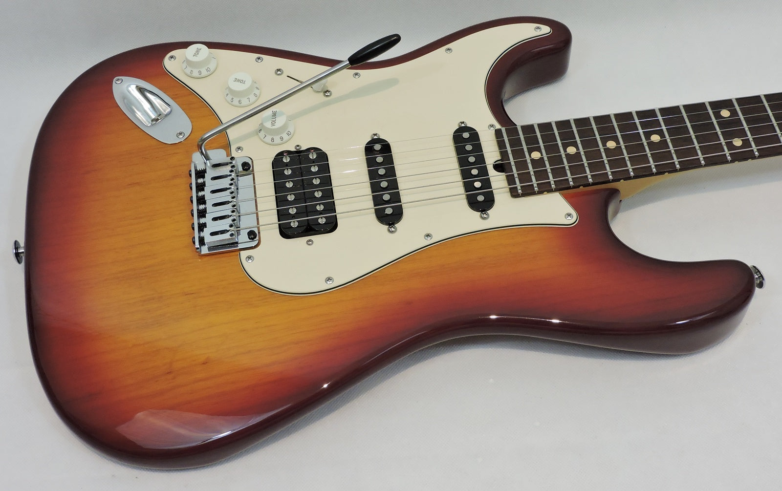 Suhr Classic Chambered HSS Lefty - Used