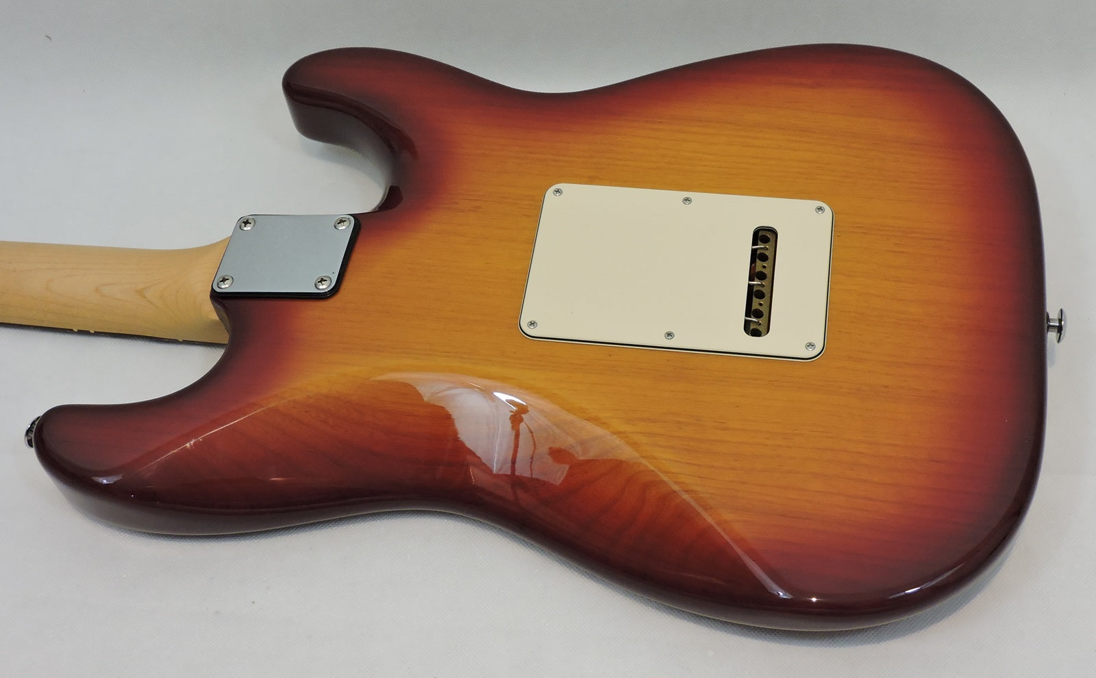Suhr Classic Chambered HSS Lefty - Used