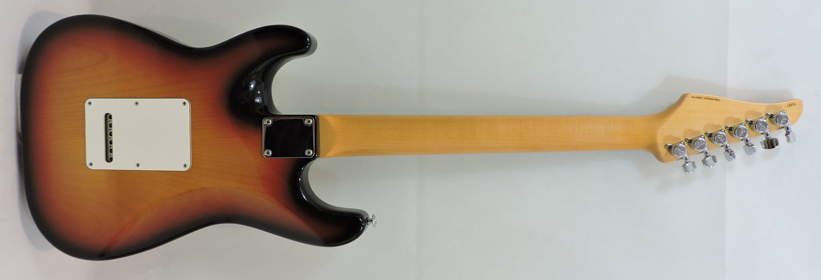 Suhr Classic S Antique HSS. 3-Tone Burst. Mint - Used