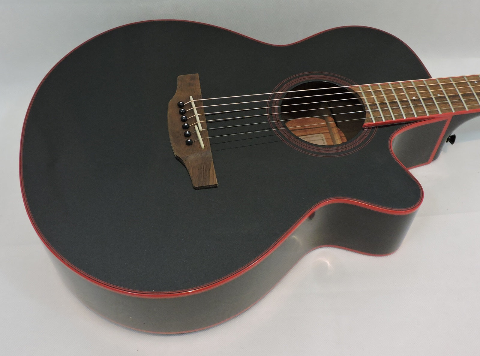 Takamine GF49ce. Cosmic Black Sparkle