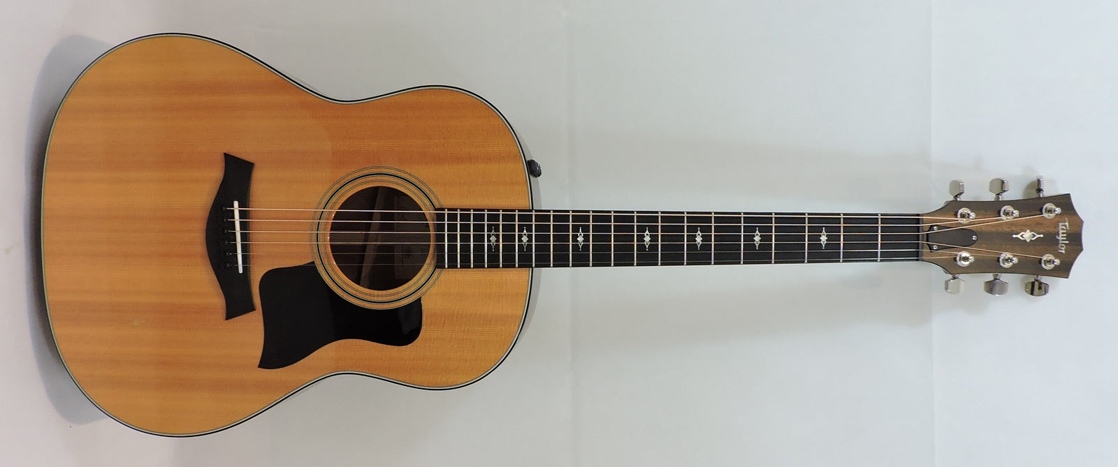 Taylor Grand Pacific 317e - Used