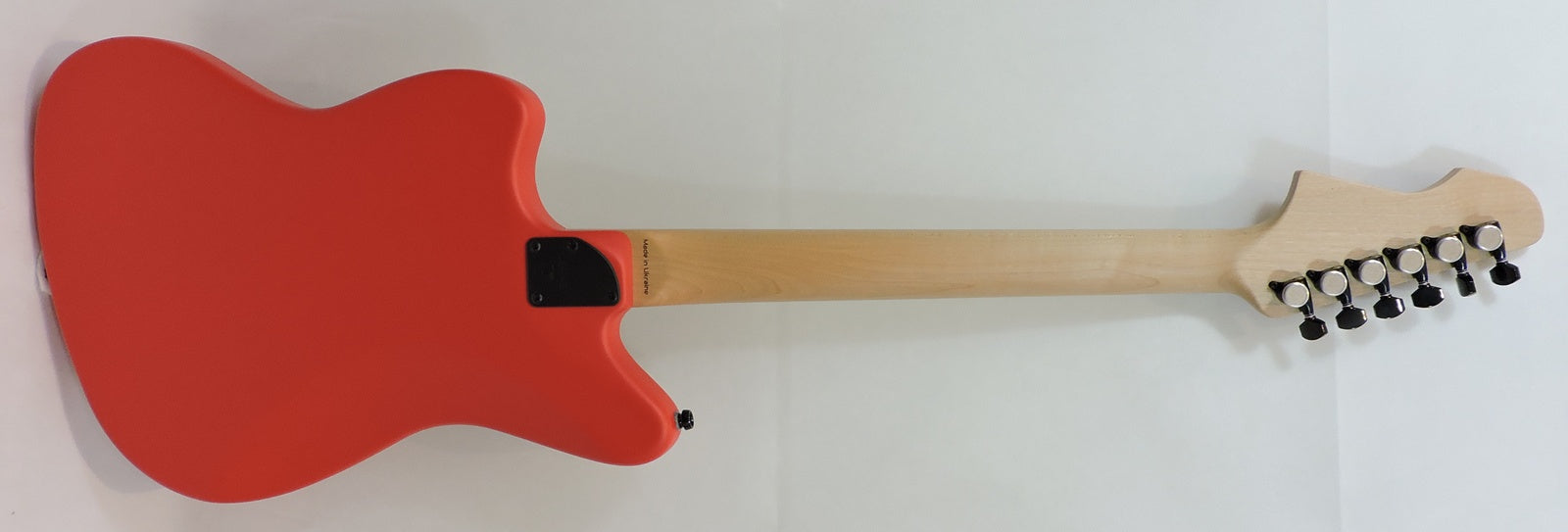 Valiant Jupiter. Fiesta Red Satin