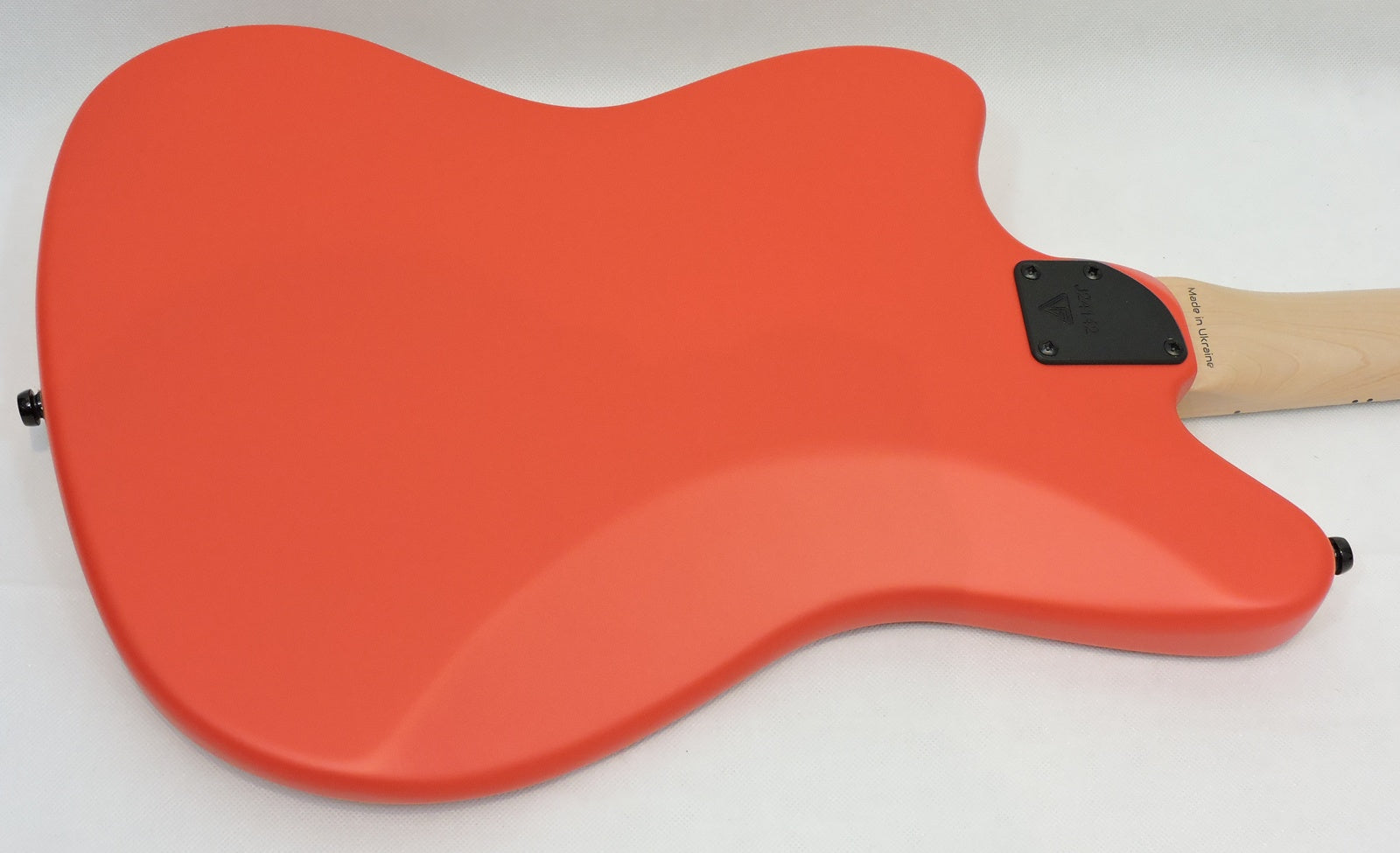 Valiant Jupiter. Fiesta Red Satin