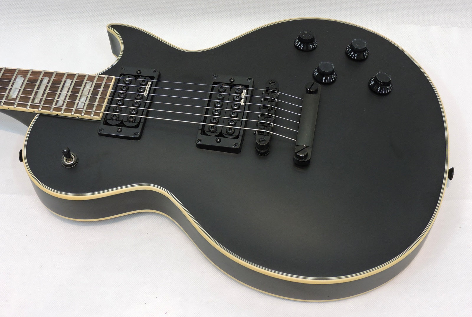 VINTAGE VMX Series V100 Satin Black