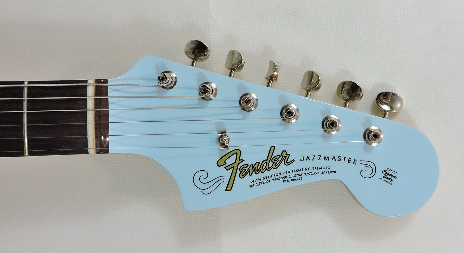 Fender Vintera® III Mid '60s Jazzmaster®, Rosewood Fingerboard, Sonic Blue - COMING JUNE 2026