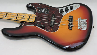 Fender Vintera® III Early '70s Jazz Bass, Rosewood Fingerboard, 3-Color Sunburst