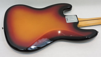 Fender Vintera® III Early '70s Jazz Bass, Rosewood Fingerboard, 3-Color Sunburst
