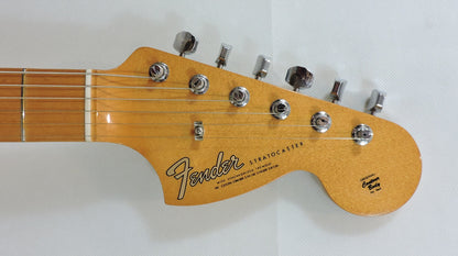 Fender Vintera® III Late '60s Stratocaster®, Maple Fingerboard, Olympic White
