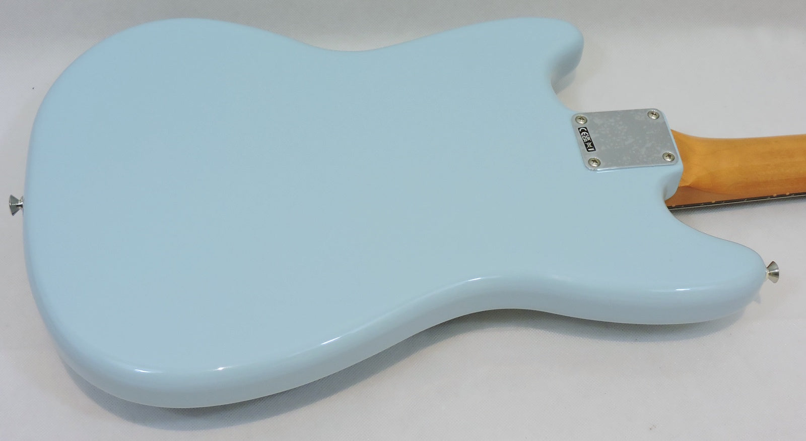 Fender Vintera® III Mid '60s Mustang®, Rosewood Fingerboard, Sonic Blue